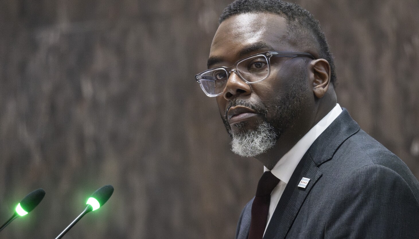 Chicago's bond rating likely to drop to a notch above junk, no matter how and when budget stalemate ends