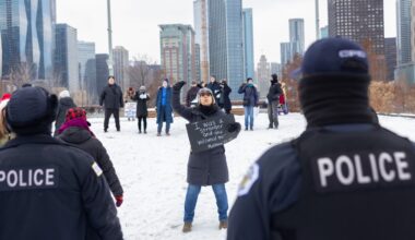 Kristi Noem draws protesters at Chicago Christmas tree charity event