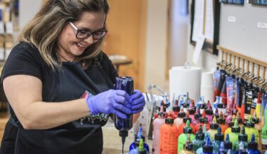 Pour your painted masterpiece with Patti - Duluth News Tribune