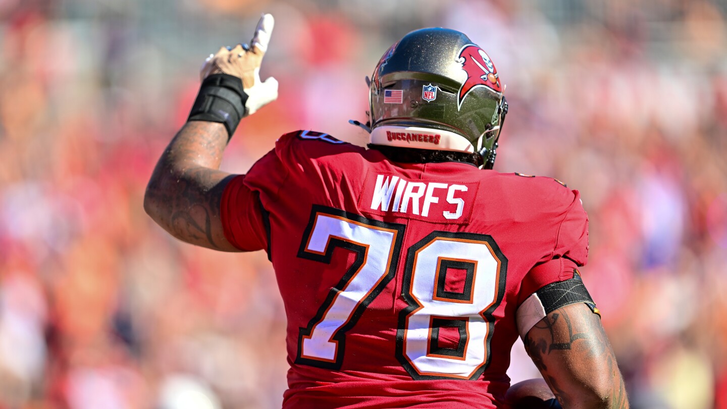 Tristan Wirfs is expected to miss Sunday's game