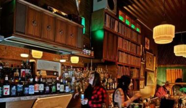 New lounge Volta opens on East Side & more San Antonio news