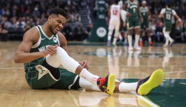 Bucks list Antetokounmpo as questionable for Saturday's game as he nears return from calf strain