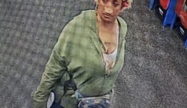 Woman arrested for hiding razor blades in loaves of bread at Walmart stores