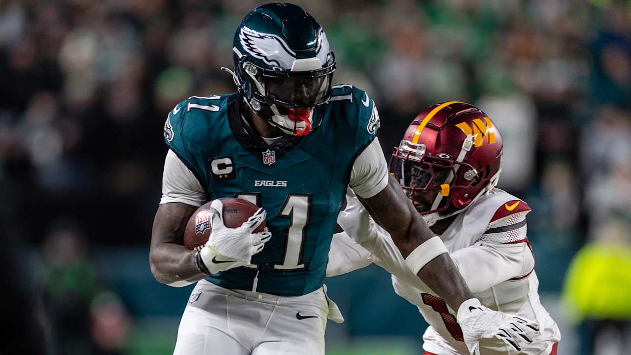 How can the Eagles clinch a playoff berth AND the NFC East title?