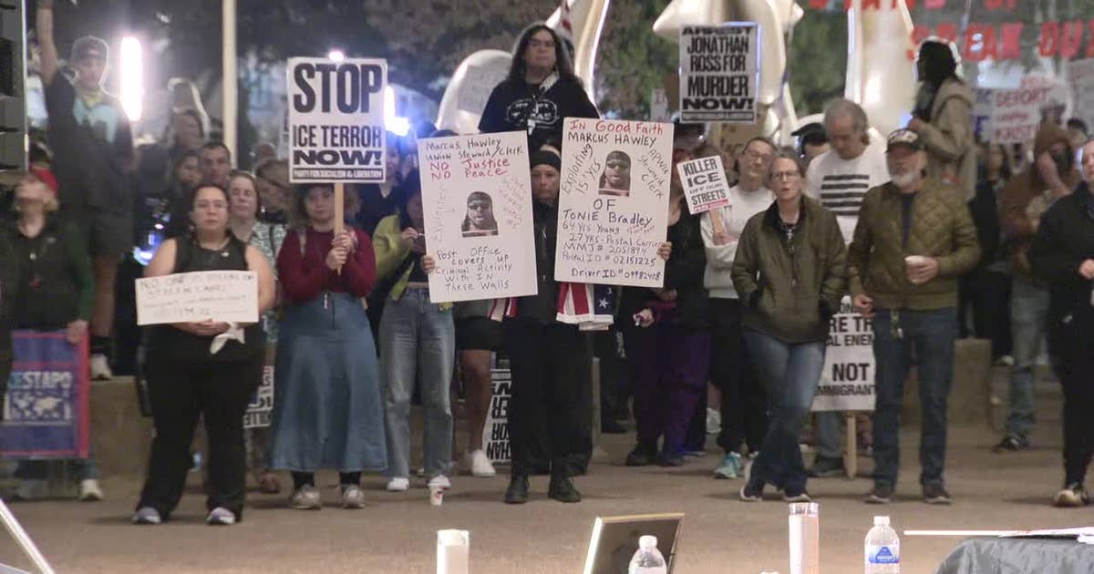 Dallas ICE protestors hit the streets following deadly Minnesota shooting
