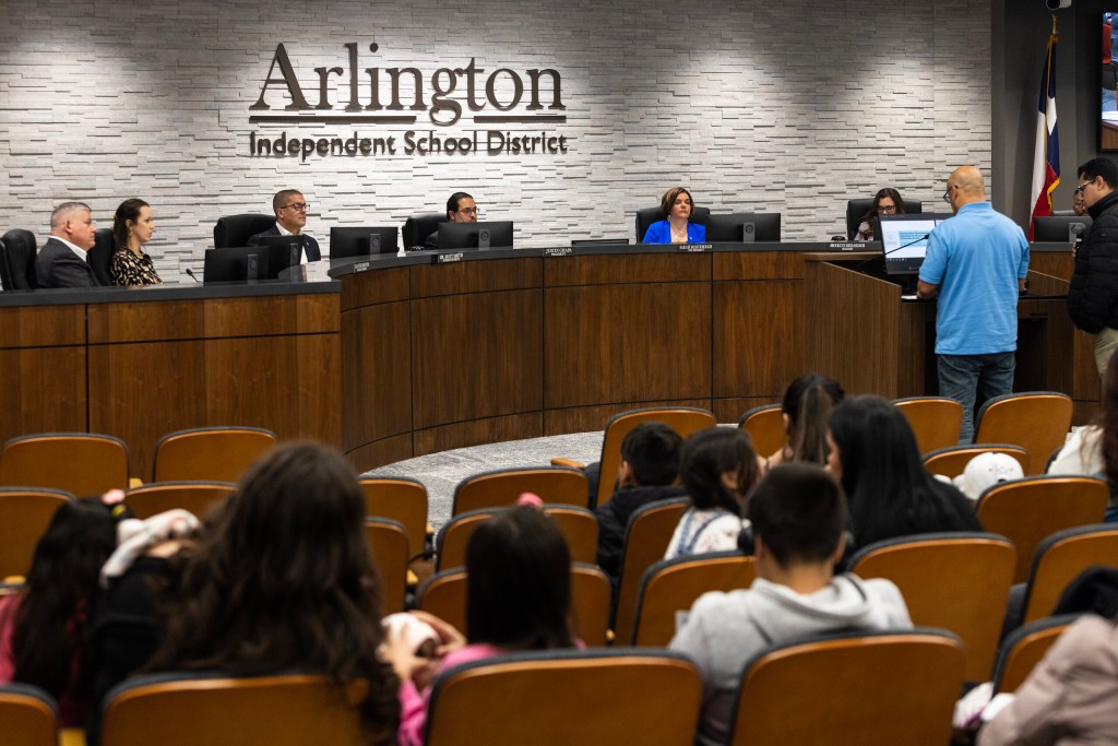 (Maria Crane | Fort Worth Report/CatchLight Local/Report for America)