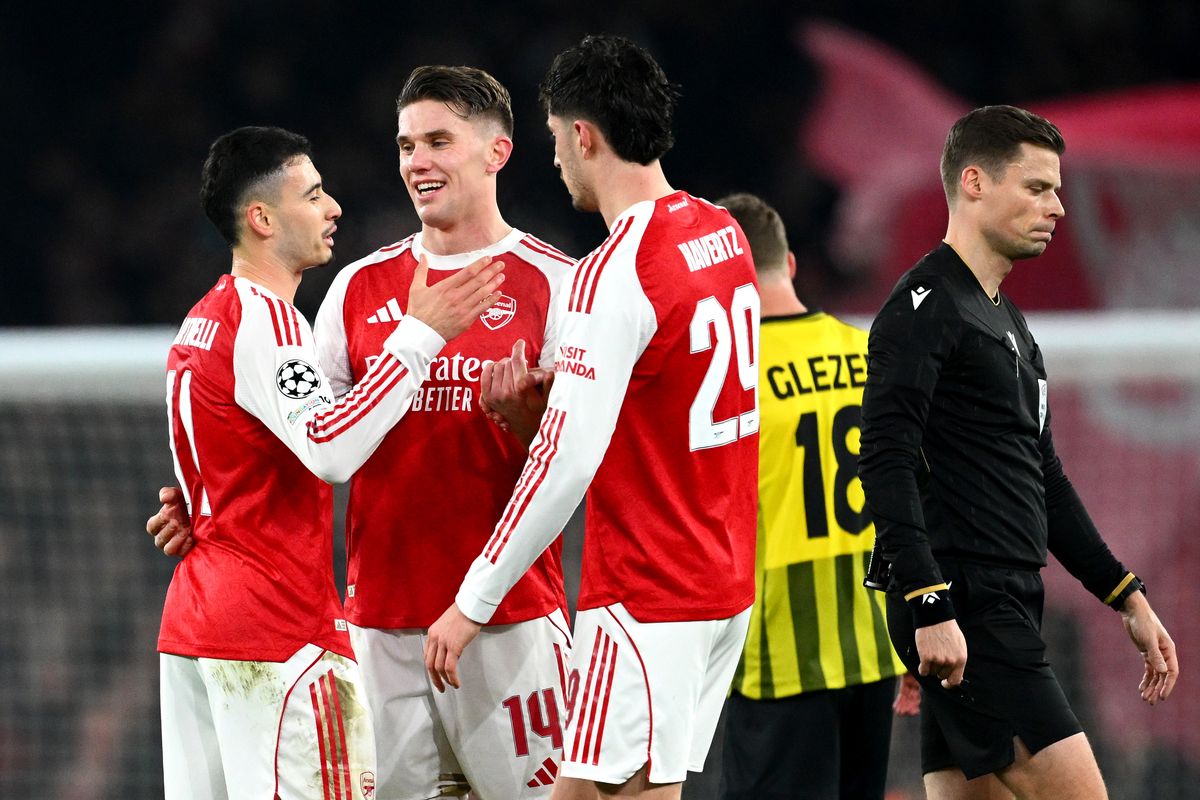 Arsenal have finished as top seeds in the Champions League after winning all eight games