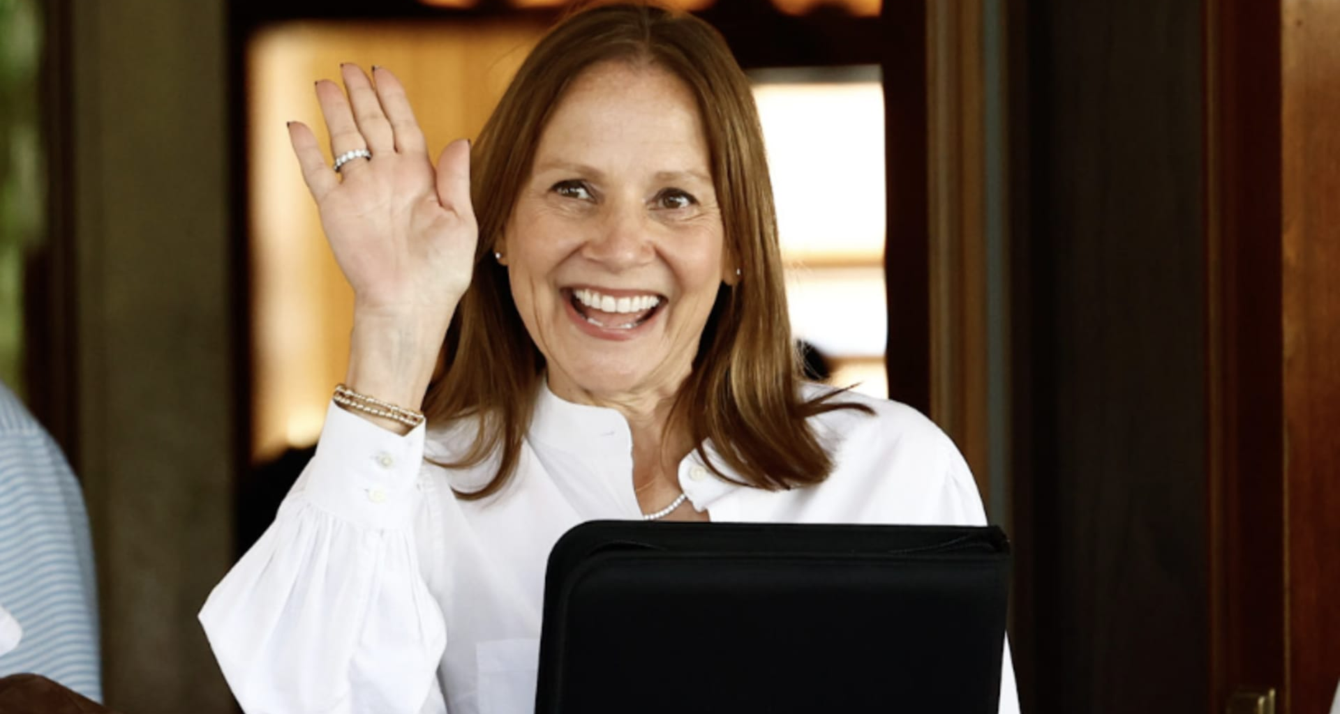 GM's ability to balance profits, Trump politics pays off for investors