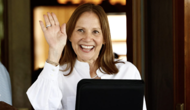 GM's ability to balance profits, Trump politics pays off for investors