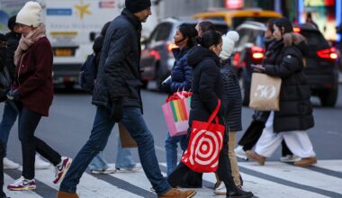 Consumer outlook improves despite job worries