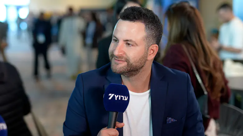 Israeli comedian's Canada show marred by assault, detention