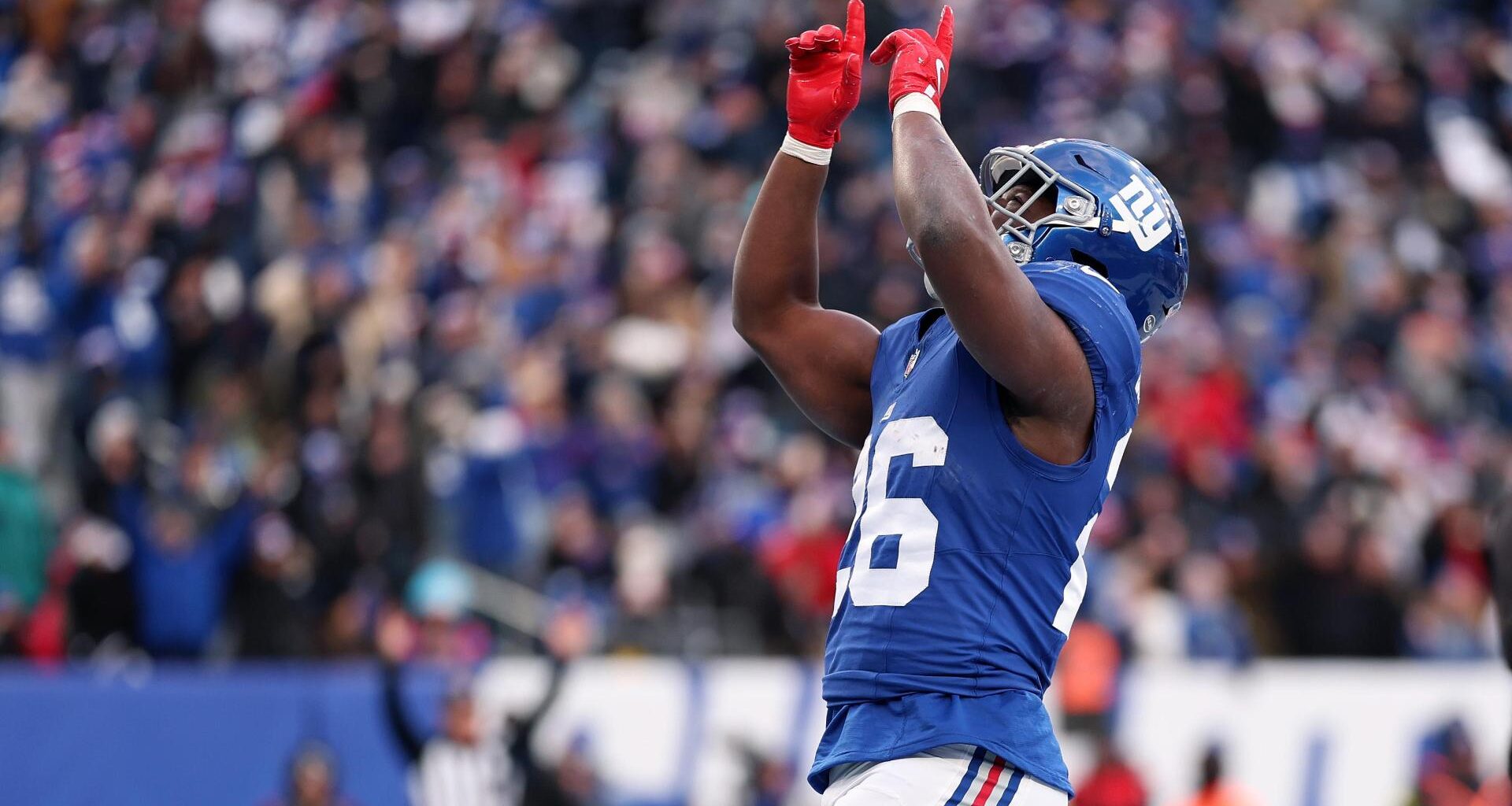 Jaxson Dart throws 2 TD passes as the Giants beat the Cowboys 34-17 in season finale