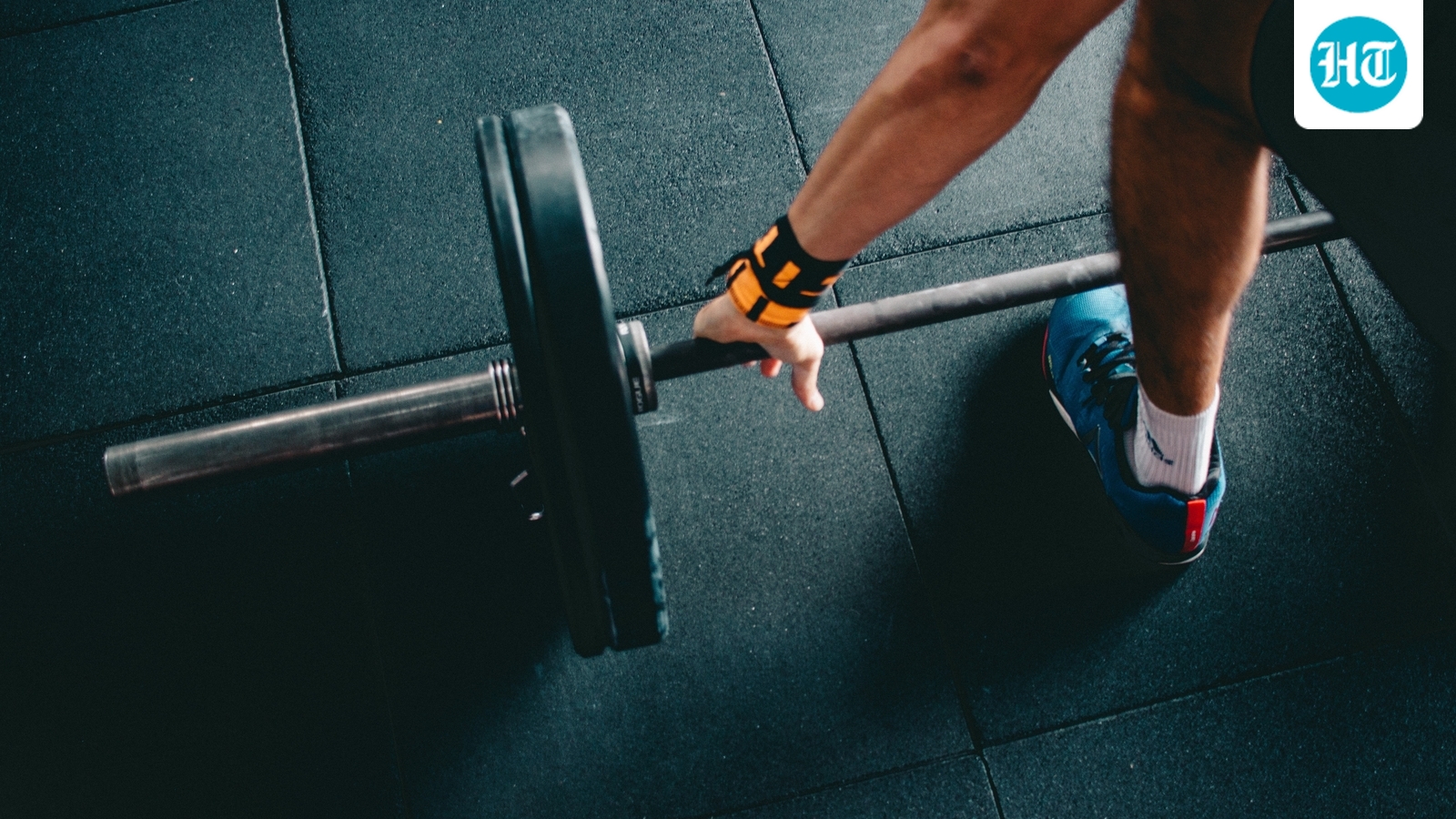 Nutritionist shares 10 habits to follow this year to stay healthy: ‘Clean out fridge…’