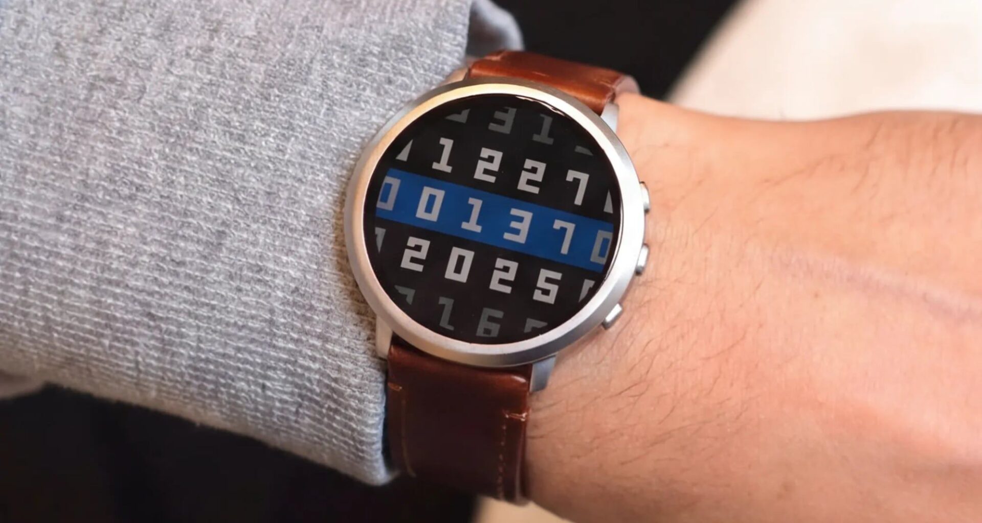 Pebble Round 2 Brings Back Classic Smartwatch, Pre-Orders Now Open