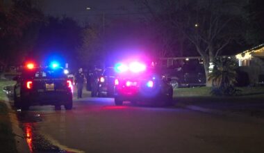 Man shot by former neighbor; suspect surrenders after standoff, Houston police say