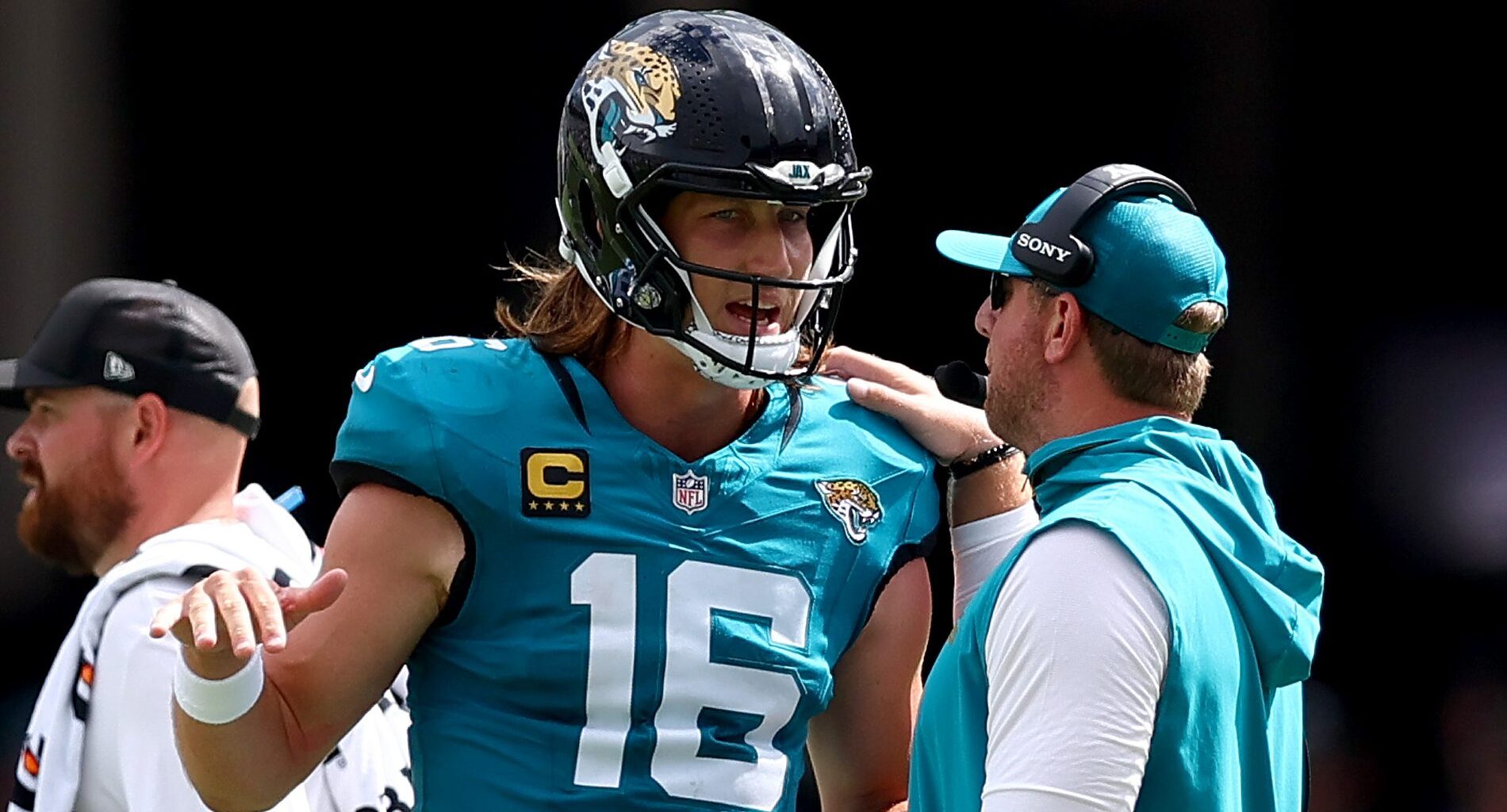 Jaguars QB Trevor Lawrence Sends Strong Message on Liam Coen Ahead of Playoffs