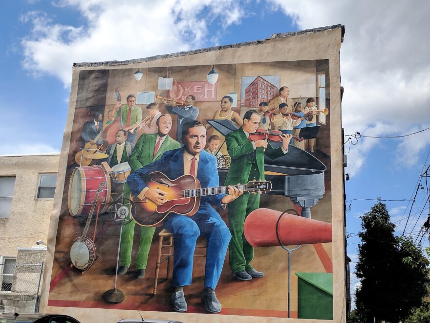 "Eddie Lang: The Father of Jazz Guitar," a mural at 708 Fitzwater Street in South Philadelphia.
