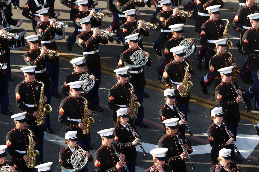 The U.S. Marine marching band performs in the 120th Tournament of Roses Parade January 1, 2009 in Pasadena, California.