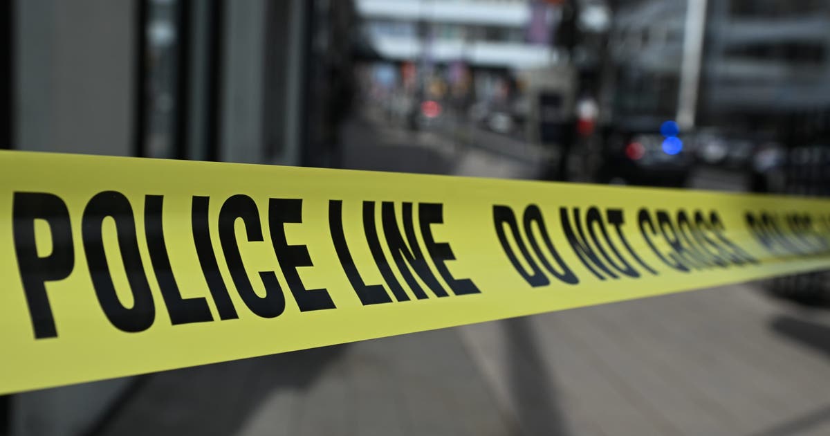 2 men found dead inside car in Brooklyn