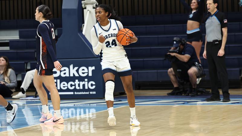 Second Half Comeback Pushes Toreros Past Waves