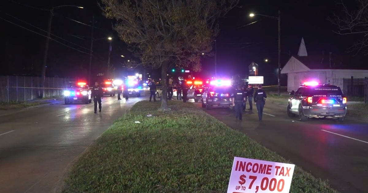 Suspect shot, critically injured by officer in northeast Houston, police say