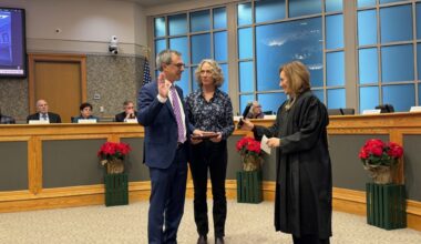 Lower Merion commissioners re-elect Todd Sinai as president, swear in 5 new members and incumbent