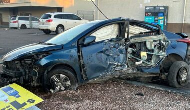 2 hospitalized after stolen car crashes in Maryvale