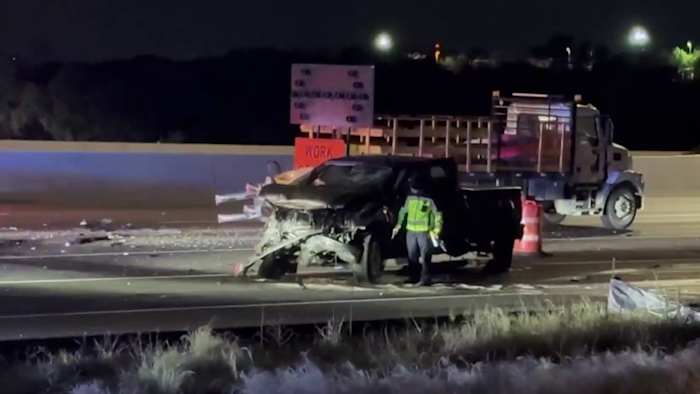 Woman ejected after DWI-related crash on North Side, SAPD says