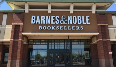 A Three-Story Barnes & Noble Store is Opening in Chicago This Summer