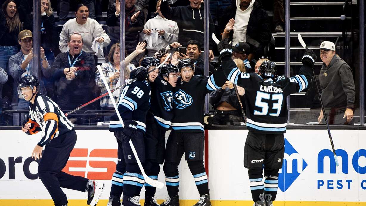 Lineup changes spark Mammoth's 6-1 victory over Maple Leafs