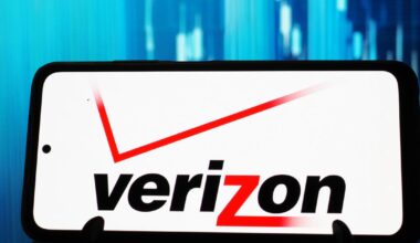 Verizon outage: Users report stuck in SOS mode