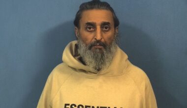 Suburban Chicago man charged in killing of son’s emotional support dog: prosecutors