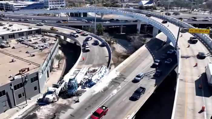 Some San Antonians keep buzzing along even after big rig spills load of bees on nearby highway