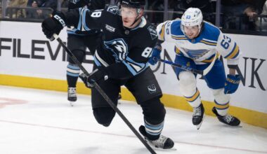 Schmidt's 4 points powers Mammoth to 6-3 win over Kraken