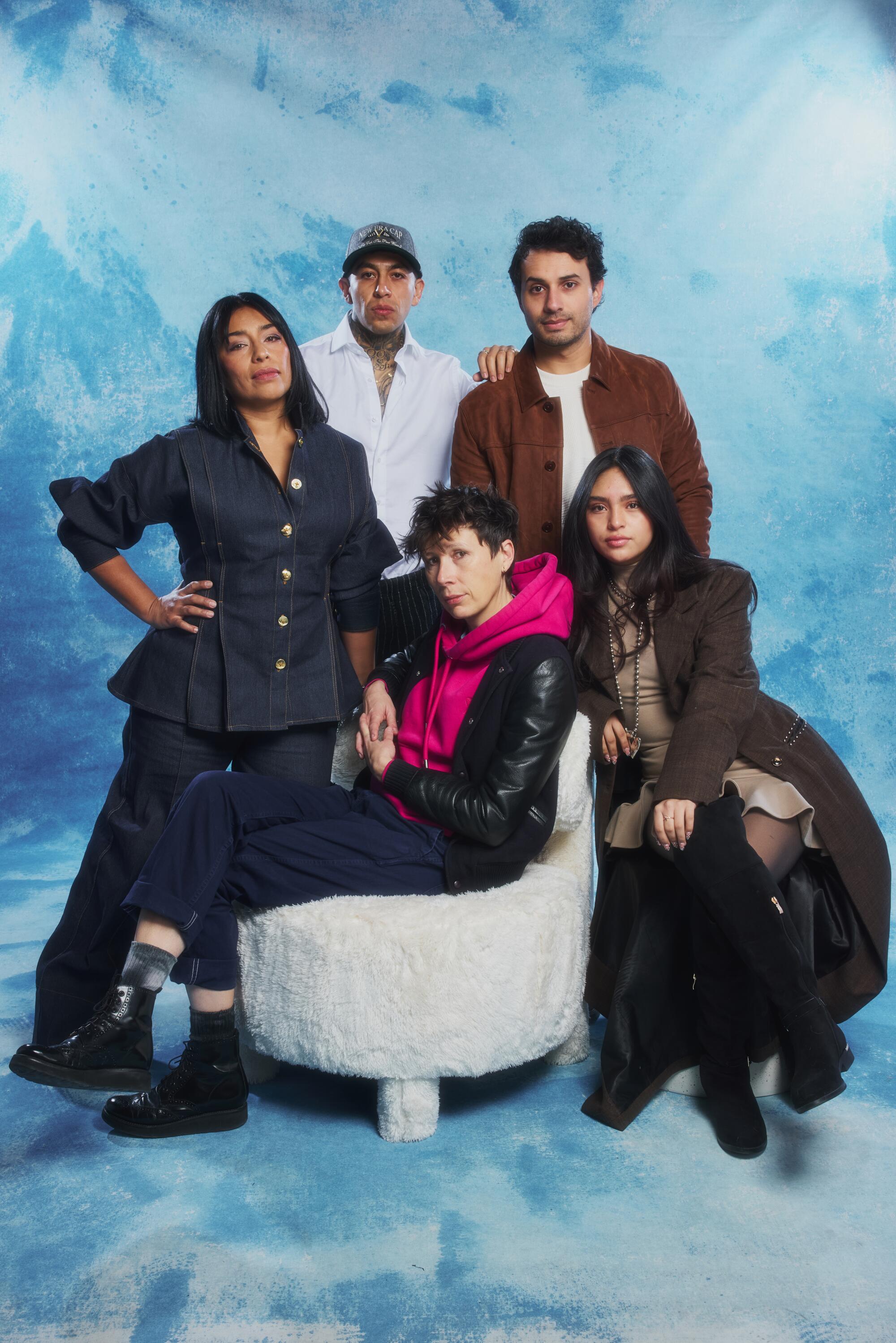 Adriana Paz, Eme Malafe, Guillermo Alonso, (front row) Suzanne Andrews Correa, Jennifer Trejo of "The Huntress."