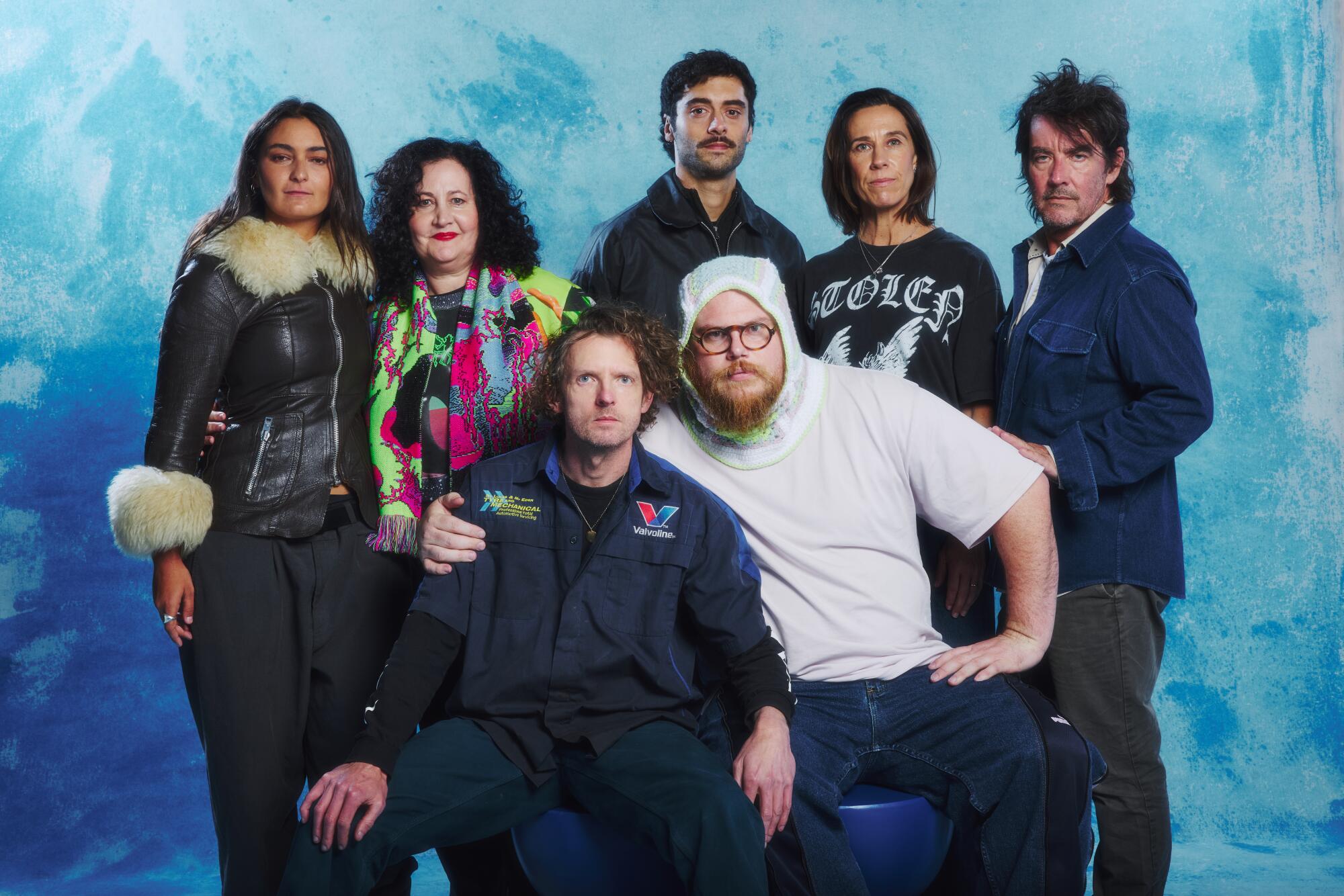 Hannah Lynch, Yvette Parsons, Arlo Green, Jackie van Beek and Jonny Brugh. Front row, THUNDERLIPS