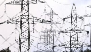 Dallas winter storm: Power outages Sunday