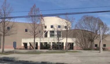 Multiple HISD campuses report heating issues in first day back after Texas’ winter freeze