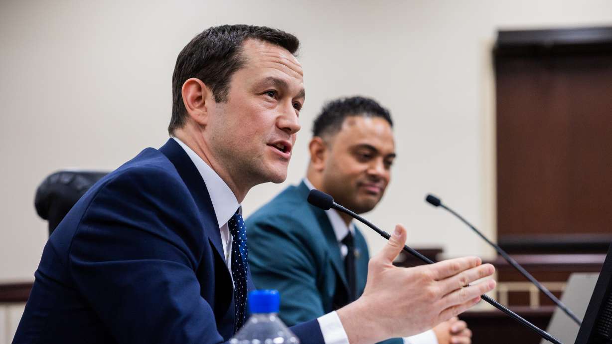 Actor Joseph Gordon-Levitt visits Utah to urge regulations on 'amoral' AI companies