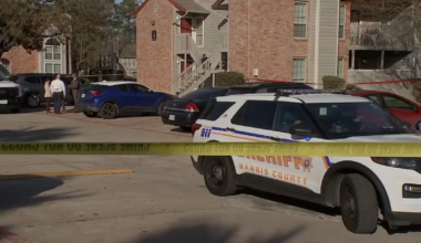 Man found dead outside East Harris County apartment, HCSO says