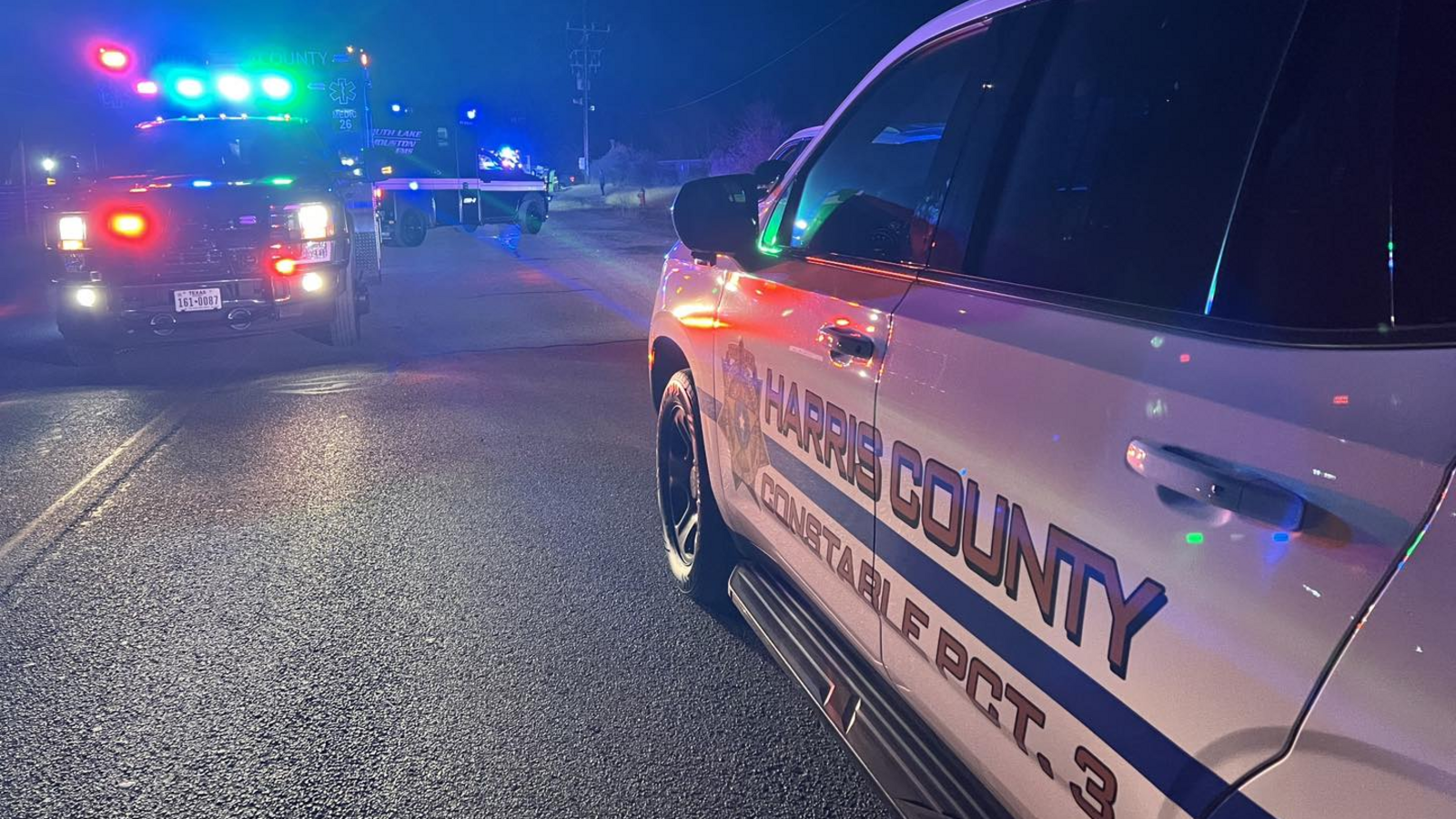 Sheldon Road closed due to major crash, Harris County Constable Pct. 3 says