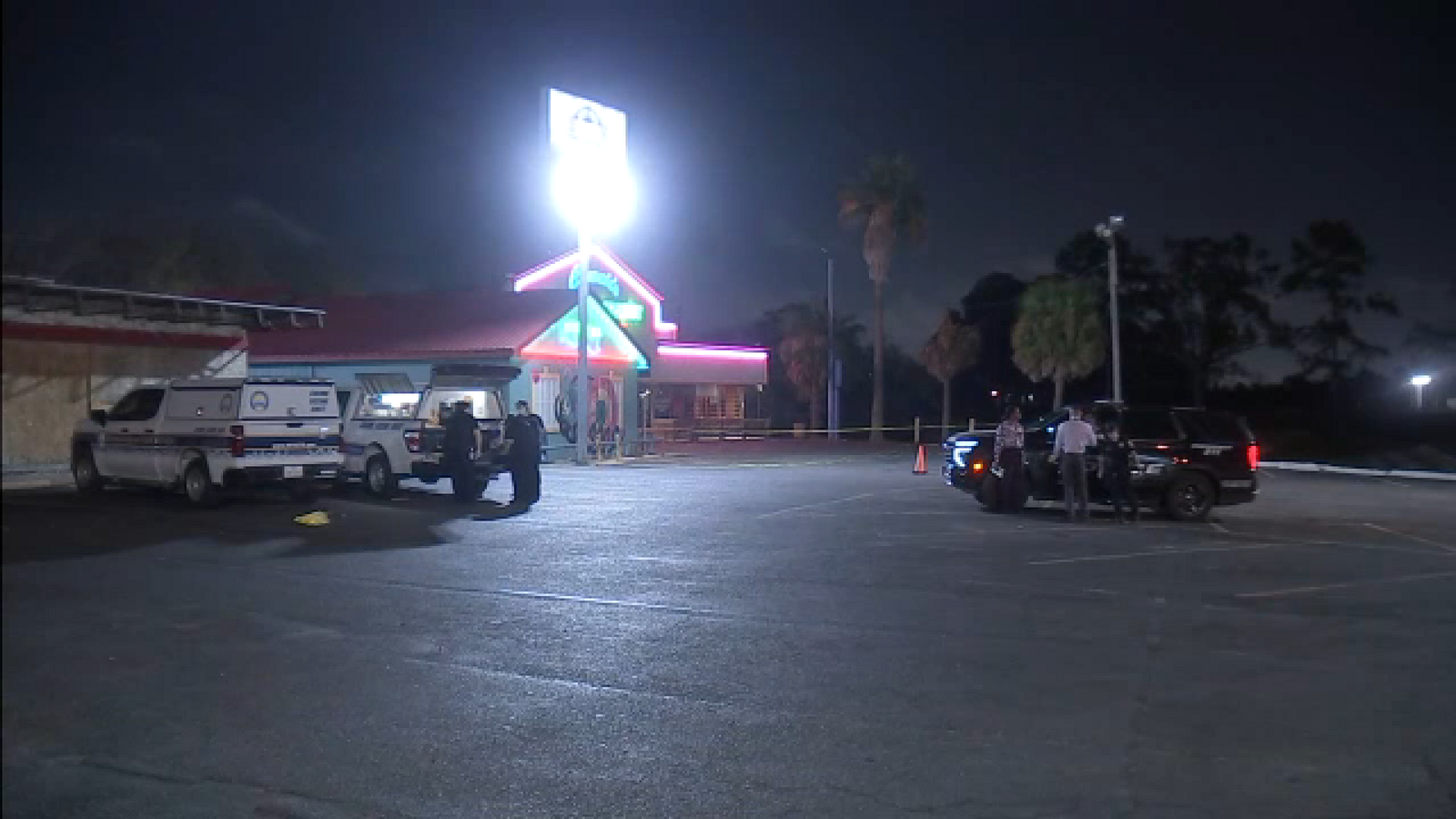 Security guard shot to death at Connie's Seafood in east Houston, police say