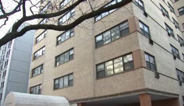 1-year-old boy critically hurt after fall from Edgewater, Chicago building in 5800-block of North Sheridan Road: police department