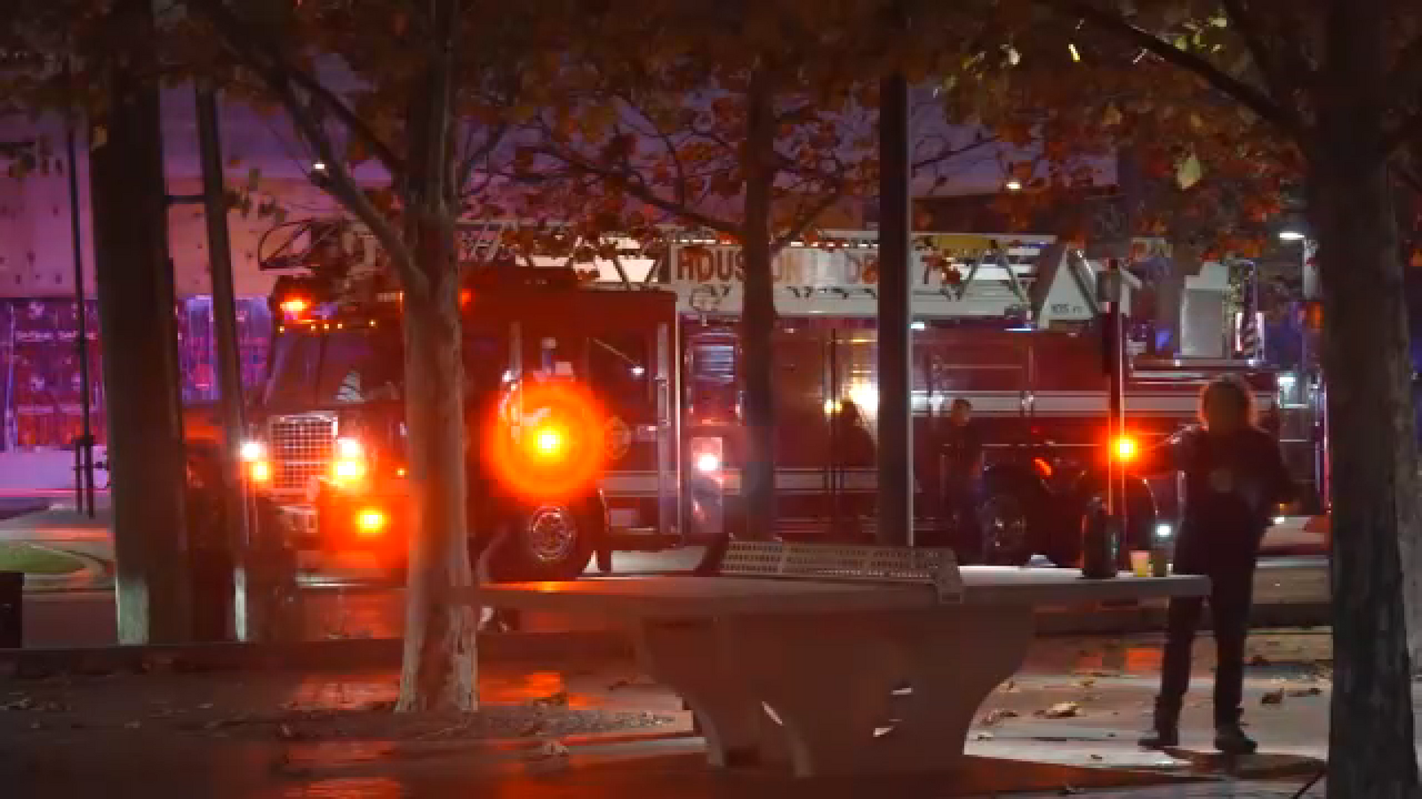 1 killed, another hurt following shooting outside Playground bar near McGowen METRORail station in Midtown, HPD says
