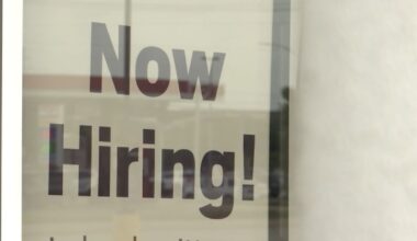 Houston jobs: Numbers could either 'fall off a cliff' or grow this year, Rice economic expert says