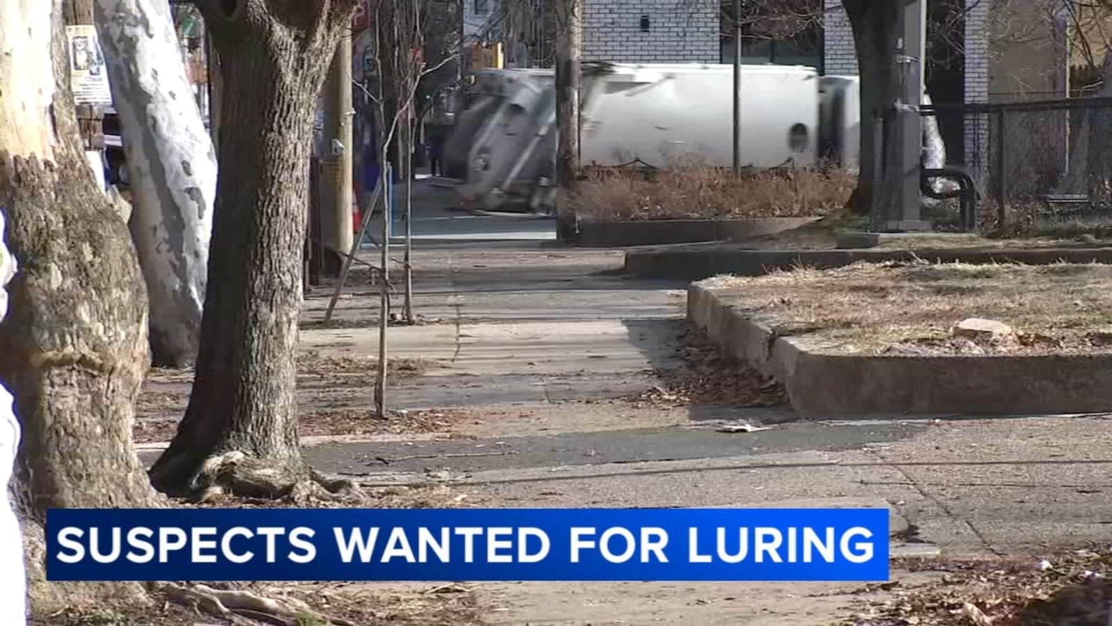 Philadelphia police search for 2 men behind attempted luring near Wharton Street