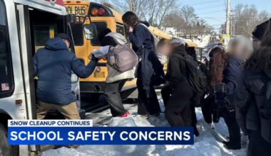 Philadelphia parents, teachers union express safety concerns after winter storm