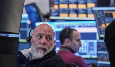 Dow, S&P 500, Nasdaq futures stall after volatile week as Intel earnings fall short