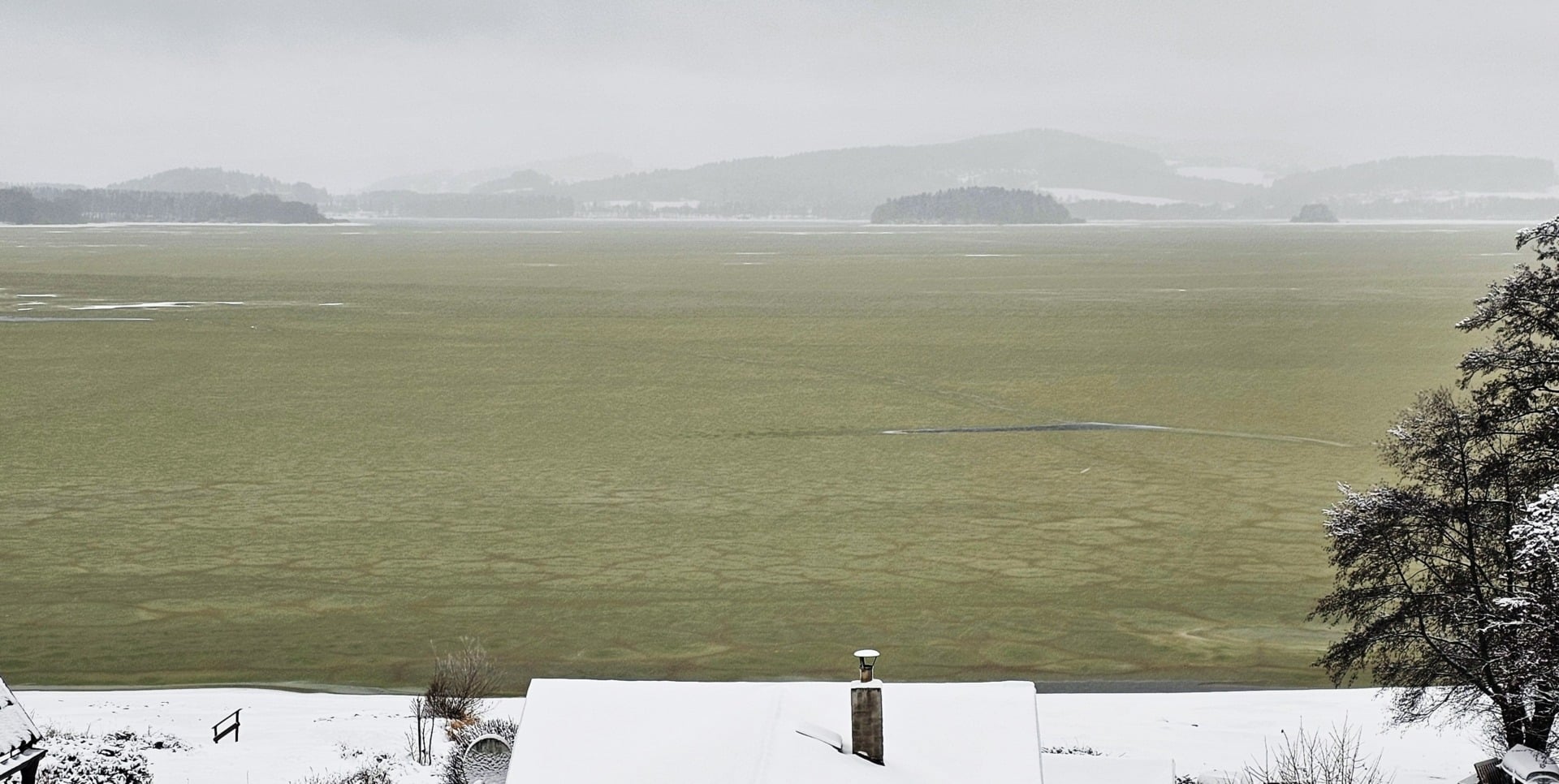 Pohled Na Nádrž Z Chatové Osady Radslav