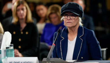 WATCH: 'MAGA Granny' Pamela Hemphill makes emotional apology to Jan. 6 officers